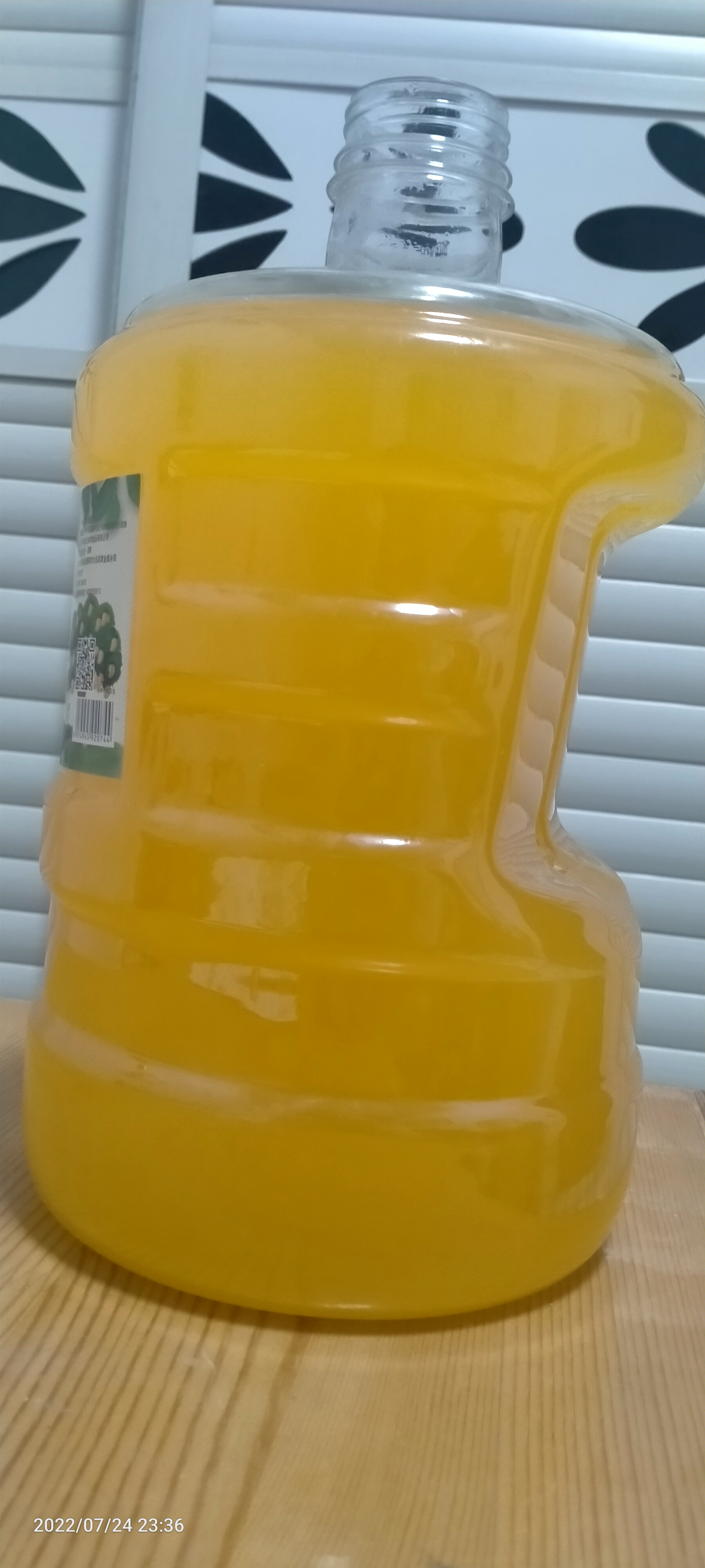 一桶果汁、真的是一桶、5L的