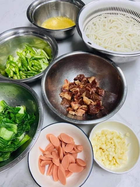 刚那个叫牛肉干面