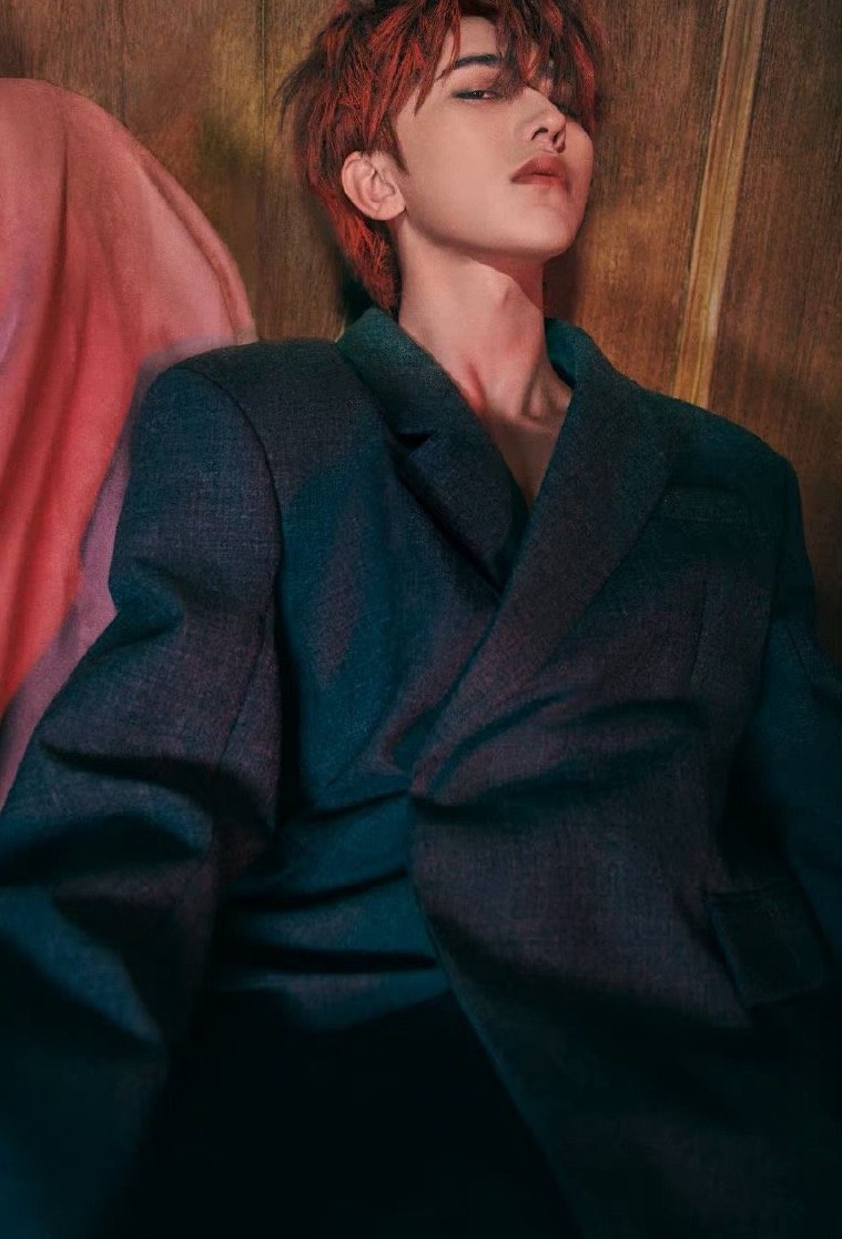 我喜欢轻拂过我脸庞的清风， 却不及的声线柔和