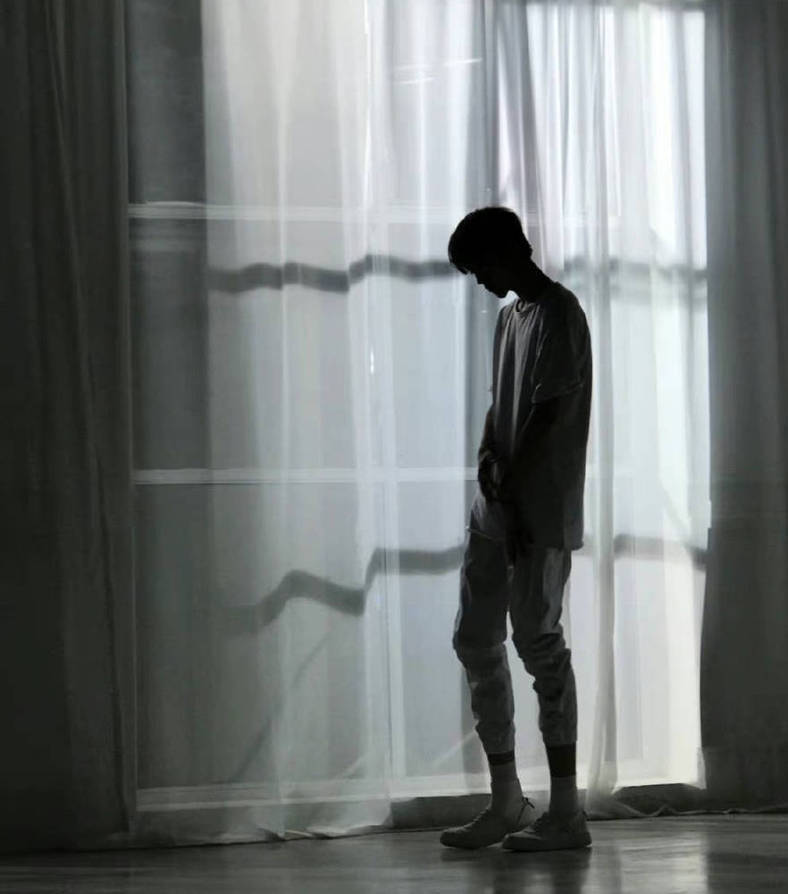 人世间有百媚千红 唯独你是我的满心欢喜