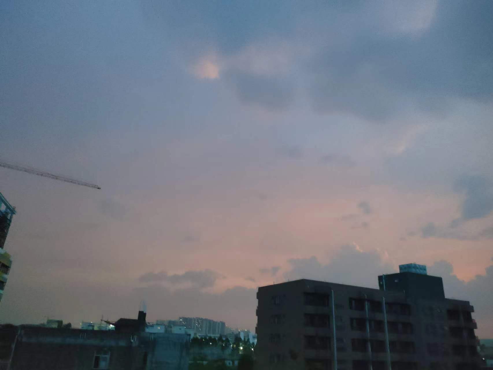 　　绛紫の　宓晨曦゛　