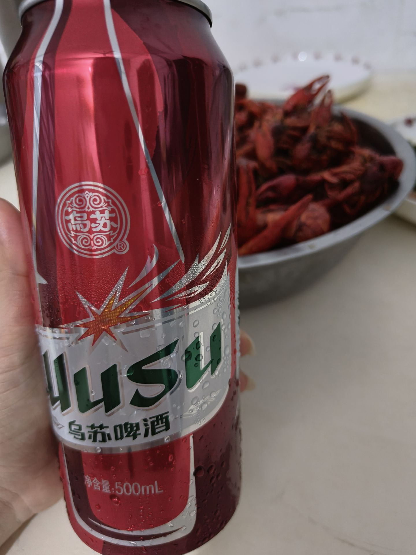 　　猪猪，看我喝的啤酒　゛　